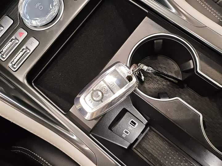 Lincoln Nautilus 2023 2023款 2.0T 四驱尊享版