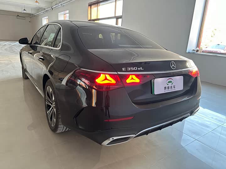 Mercedes-Benz E-Class Hybrid 2024 2024款 E 350 e L 插电式混合动力轿车