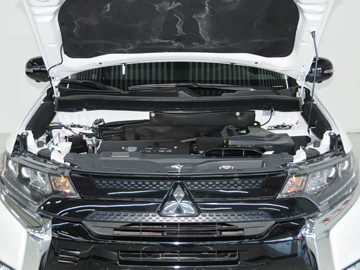 Mitsubishi Outlander 2021 2021款 2.4L 四驱曜动版 5座