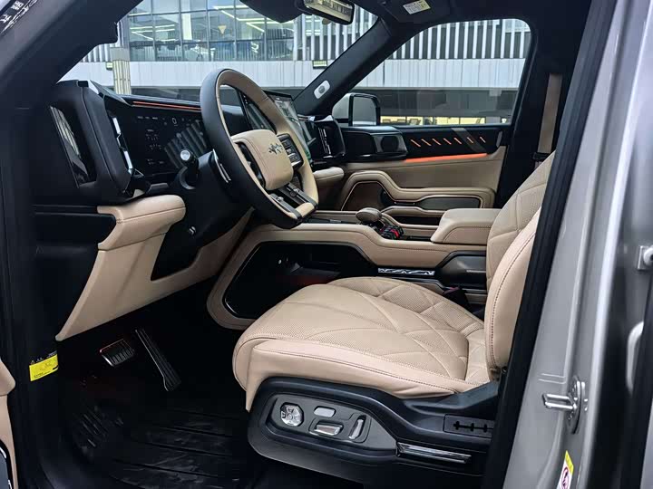 BYD FangChengBao Leopard 8 2025 2025款 智勇旗舰版 7座