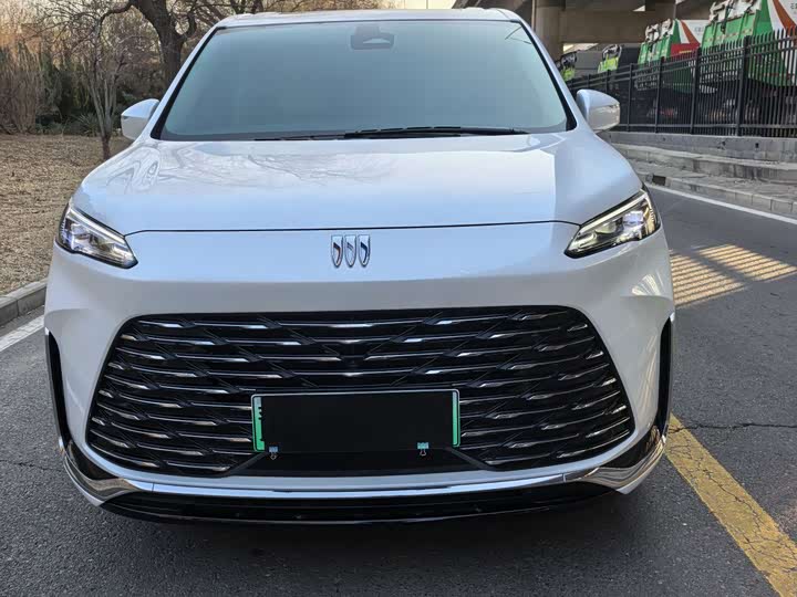 Buick GL8 Hybrid 2025 2025款 陆尚 智享版 7座