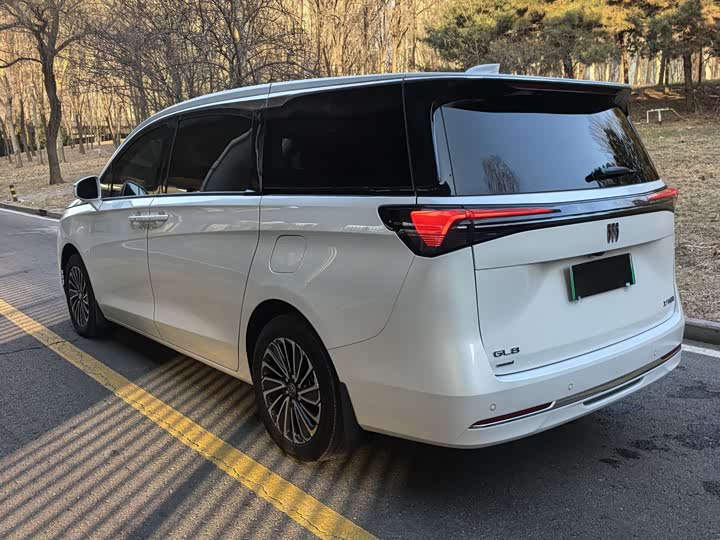 Buick GL8 Hybrid 2025 2025款 陆尚 智享版 7座
