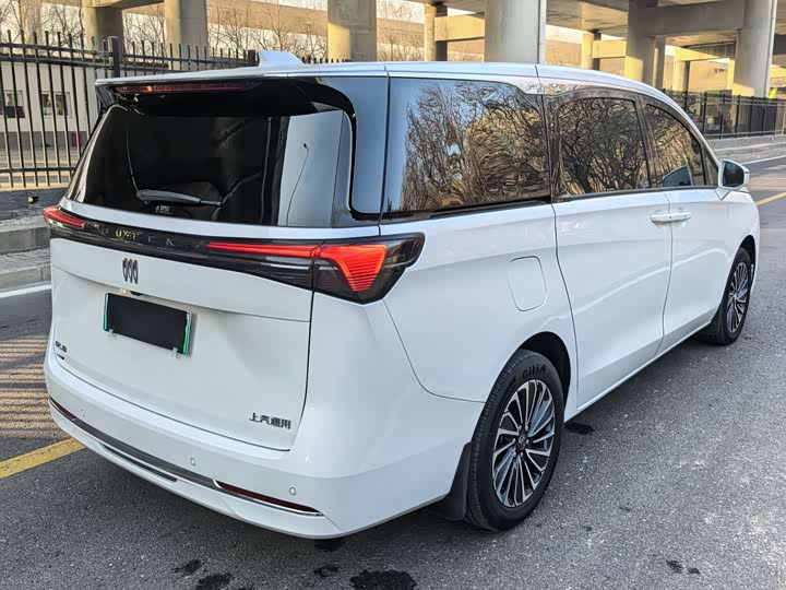 Buick GL8 Hybrid 2025 2025款 陆尚 智享版 7座