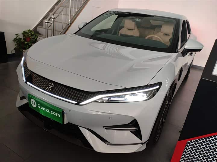 2025 BYD Song L
