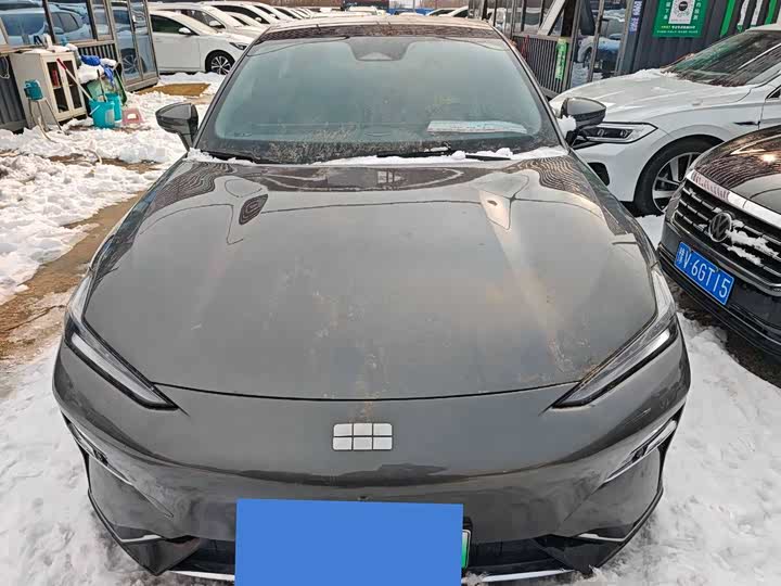 Geely Galaxy E8 2025 2025款 575km 启航智驾版