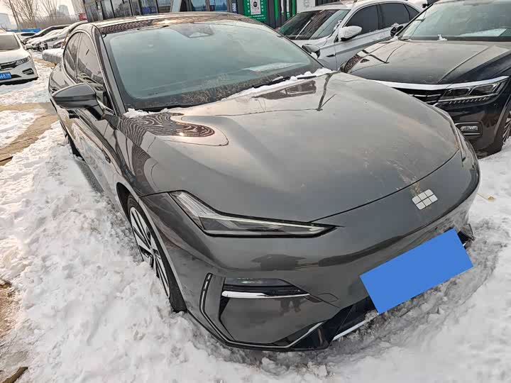 Geely Galaxy E8 2025 2025款 575km 启航智驾版