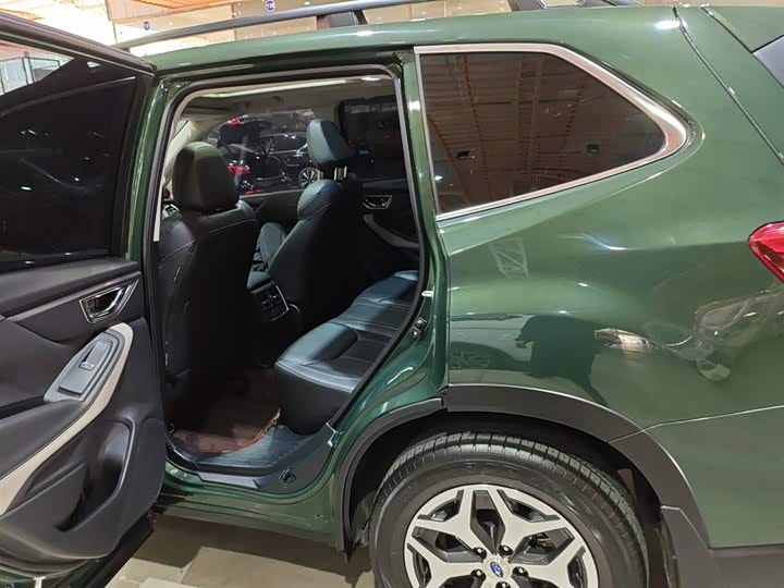 Subaru Forester 2022 2022款 2.0i AWD豪华版EyeSight