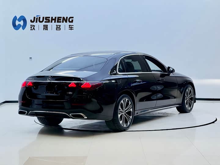 Mercedes-Benz E-Class Hybrid 2024 2024款 E 350 e L 插电式混合动力运动轿车