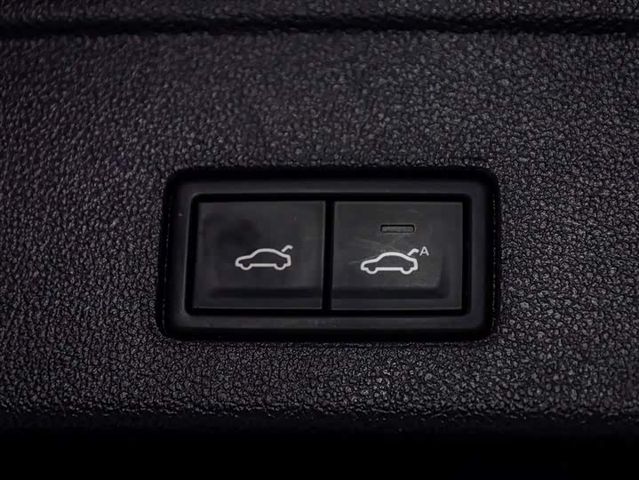 Volkswagen Touareg 2022 2022款 3.0TSI 锐享版 曜黑运动套装