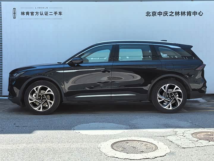Lincoln Nautilus 2023 2023款 2.0T 四驱尊逸混动版