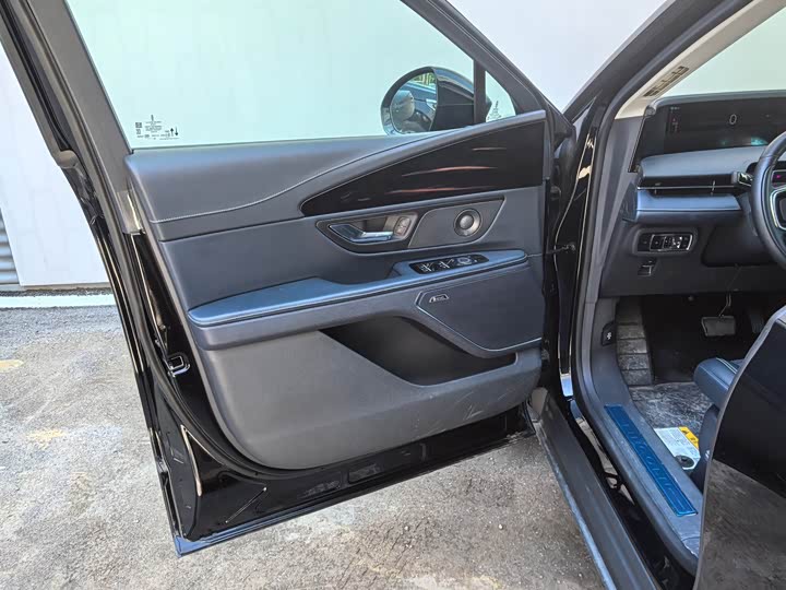 Lincoln Nautilus 2023 2023款 2.0T 四驱尊逸混动版