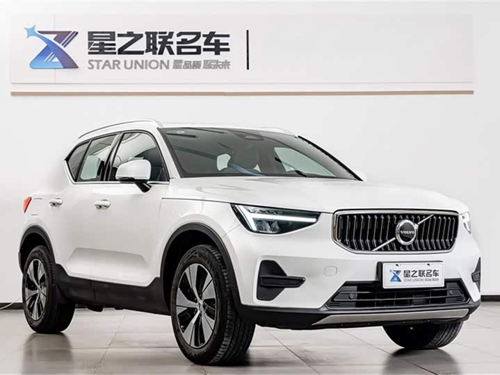 Volvo XC40 2025 2025款 B3 智远豪华版