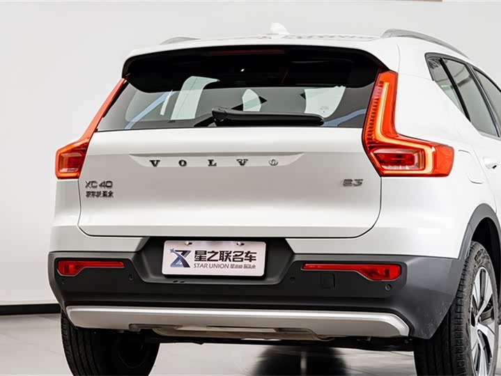 Volvo XC40 2025 2025款 B3 智远豪华版