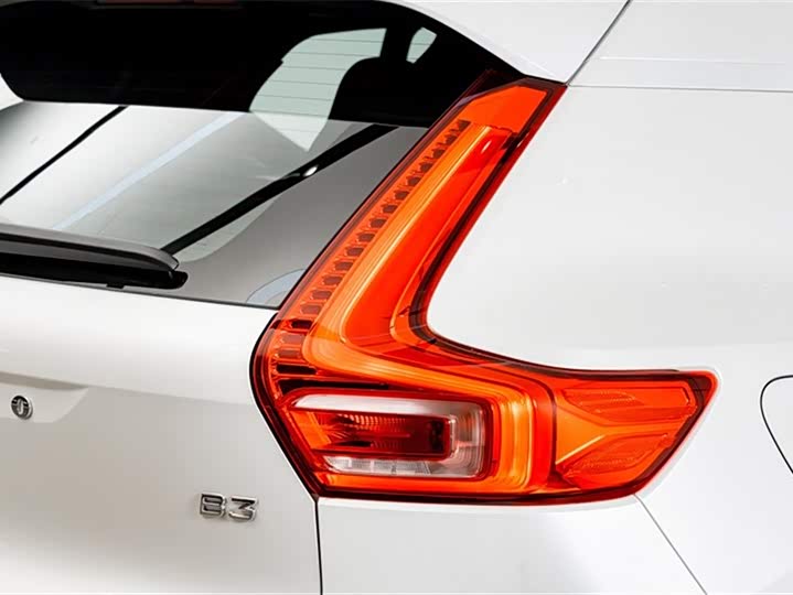 Volvo XC40 2025 2025款 B3 智远豪华版