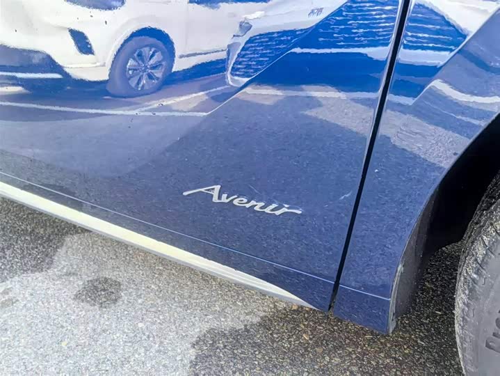 Buick GL8 Century 2025 2025款 2.0T 七座蕴世版