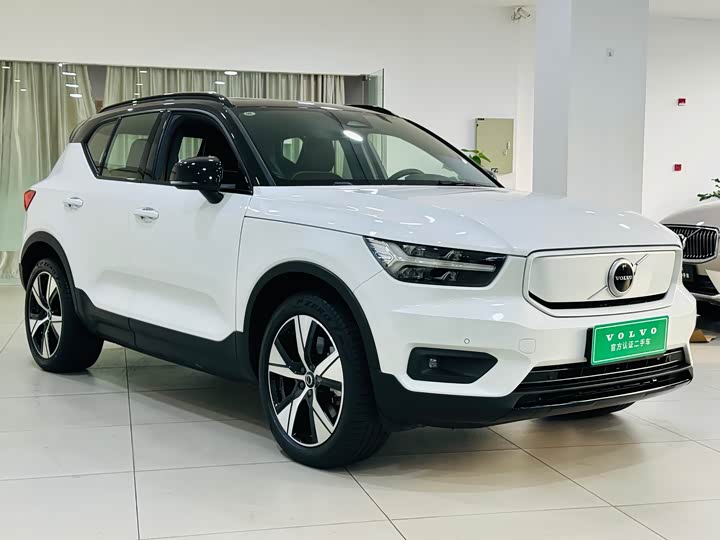 Volvo XC40 EV 2021 2021款 P8 纯电 四驱智雅运动版