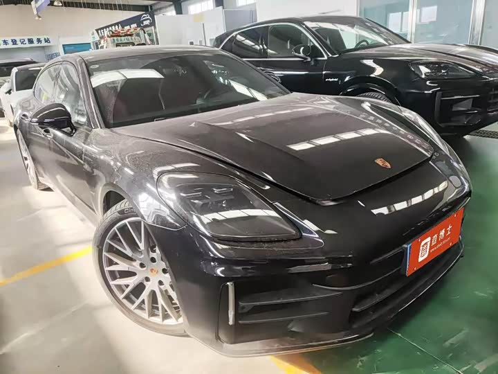Porsche Panamera 2024 2024款 Panamera 4 行政加长版 2.9T