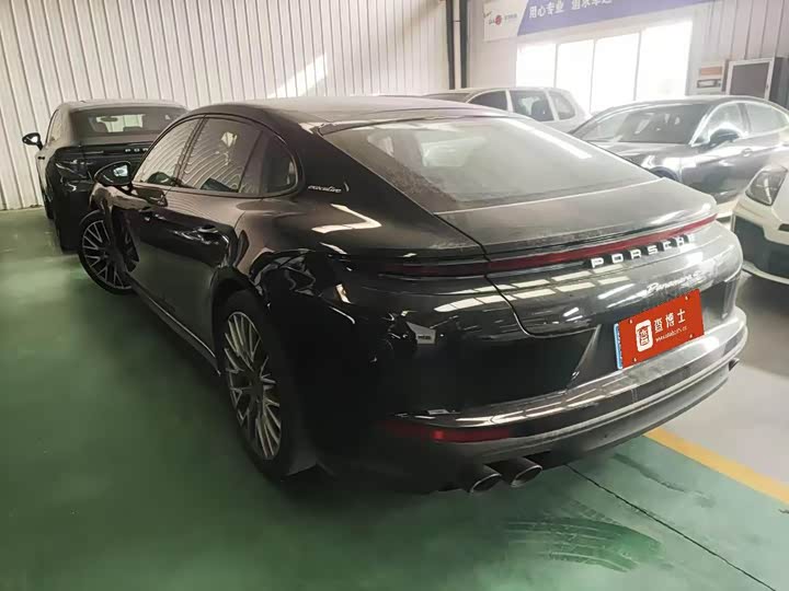 Porsche Panamera 2024 2024款 Panamera 4 行政加长版 2.9T