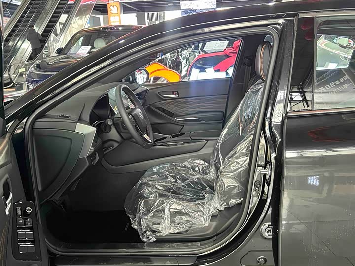 Toyota Avalon 2024 2024款 双擎 2.0L 豪华版