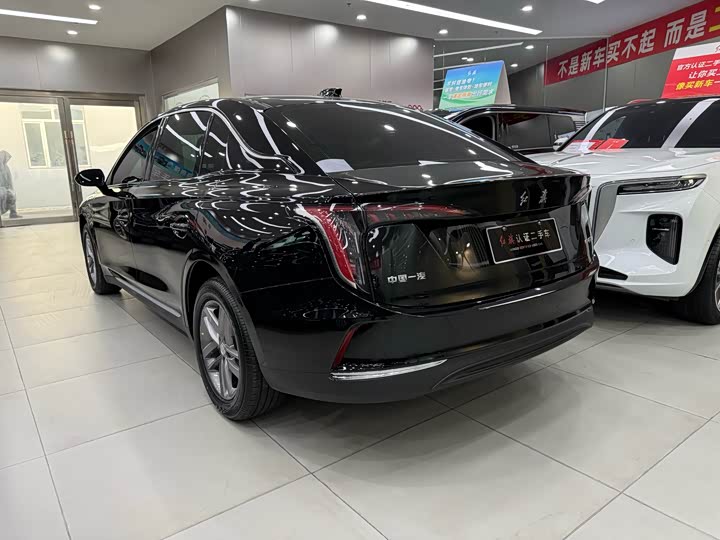Hongqi E-QM5 2025 2025款 500km 出行版