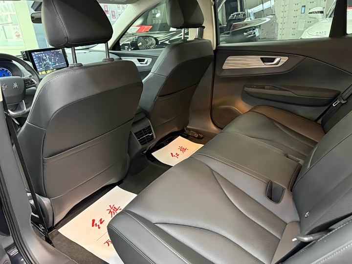 Hongqi E-QM5 2025 2025款 500km 出行版