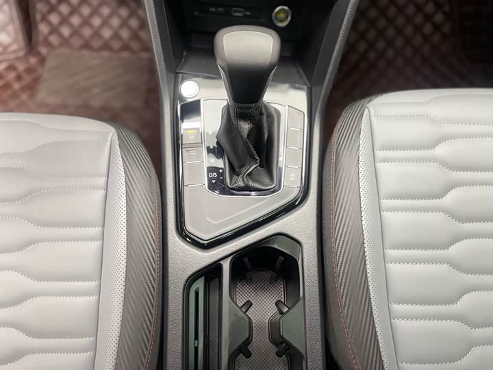 Volkswagen Tiguan X 2022 2022款 330TSI 两驱越享版