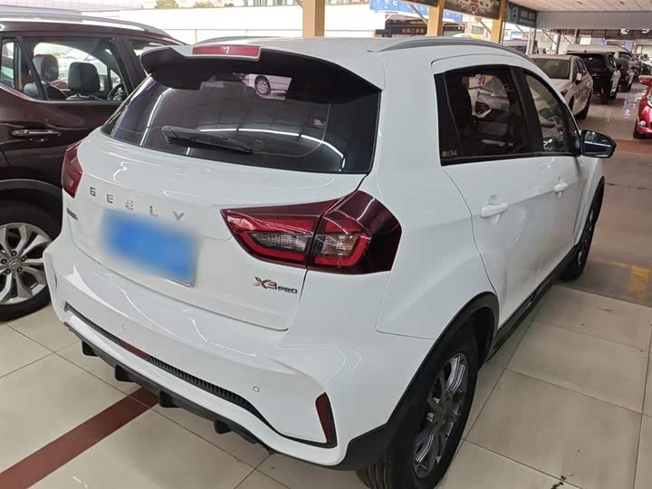 Geely Vision X3 2021 2021款 PRO 1.5L CVT尊贵型