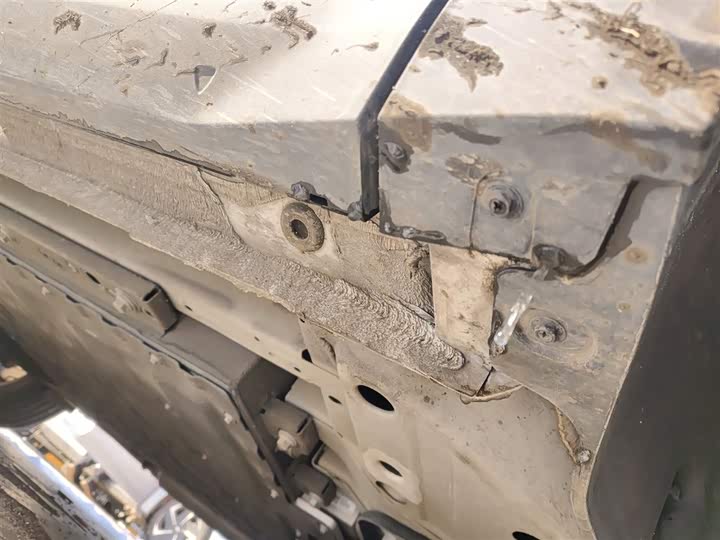 Geely Galaxy L7 2025 2025款 EM-i 115km 探索+版