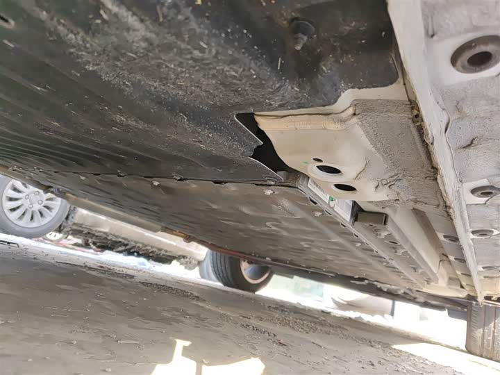 Geely Galaxy L7 2025 2025款 EM-i 115km 探索+版