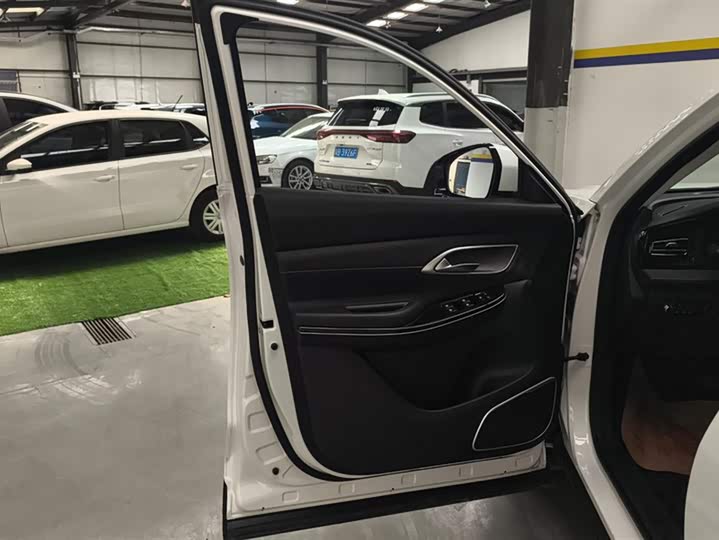 Changan X7 Plus 2024 2024款 1.5T 自动尊耀型 7座