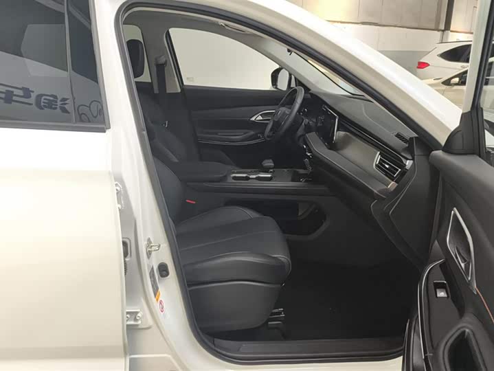 Changan X7 Plus 2024 2024款 1.5T 自动尊耀型 7座