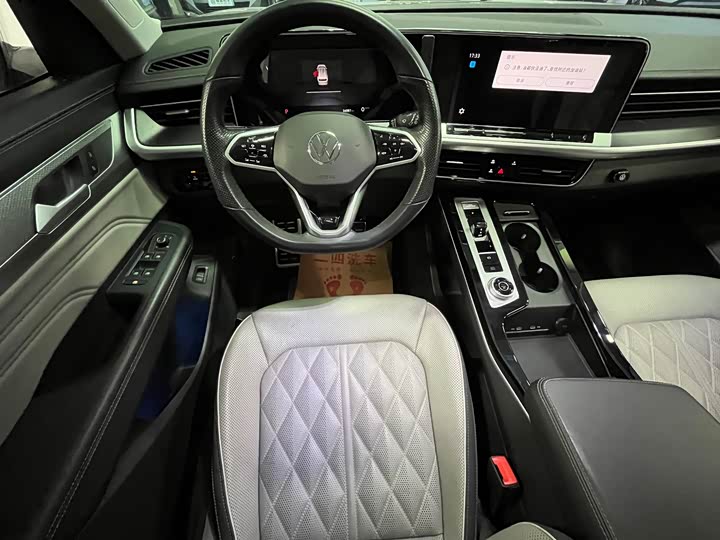 Volkswagen Tavendor 2023 2023款 380TSI 四驱R-Line巡游版