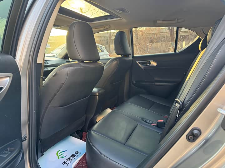 Lexus CT 200h 2020 2020款 CT200h 舒适版 单色