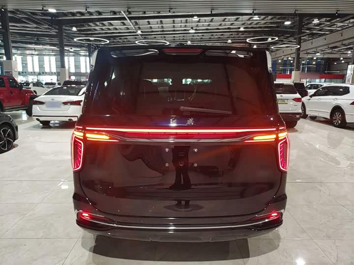 Hongqi HQ9 2023 2023款 2.0T 智联旗享版