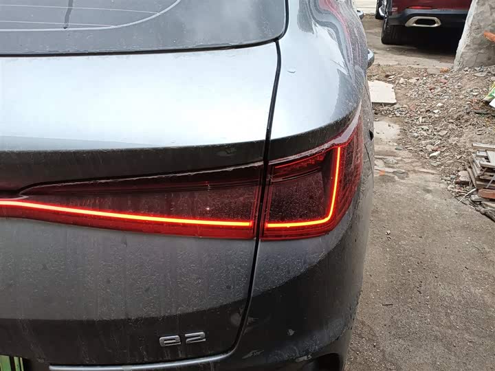 BYD E2 2023 2023款 豪华型