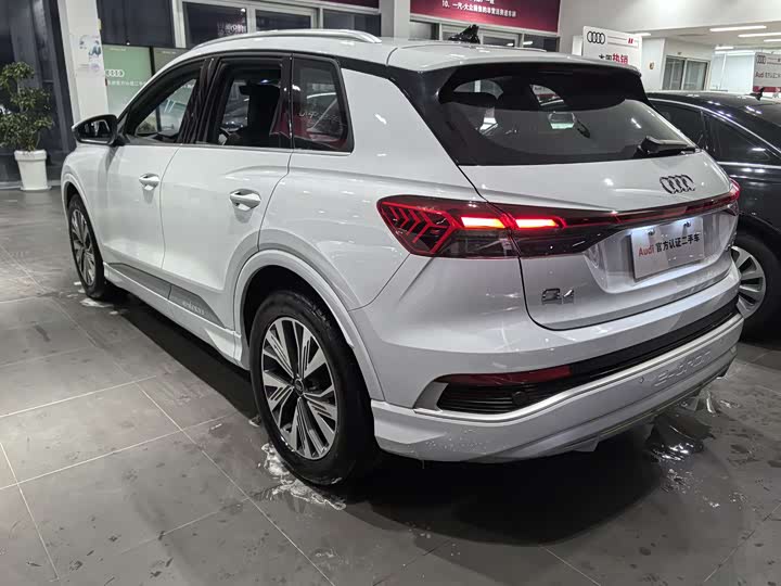 Audi Q4 e-tron 2024 2024款 40 e-tron 创行版