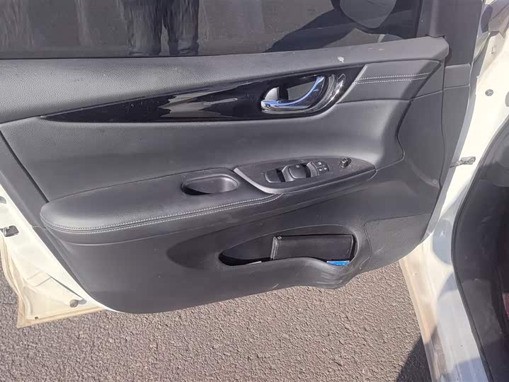 Nissan Tiida 2024 2024款 1.6L CVT酷动版