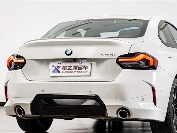 BMW 2 Series 2025 2025款 225i M运动曜夜套装