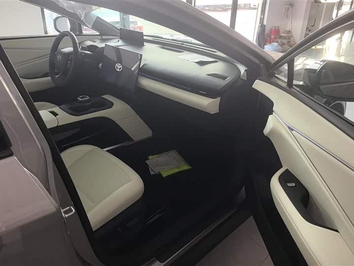 Toyota bZ5 2025 2025款 550 PRO智行版