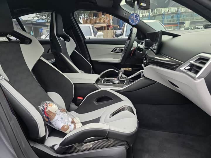 BMW M3 2024 2024款 M3四门轿车 M xDrive 雷霆版