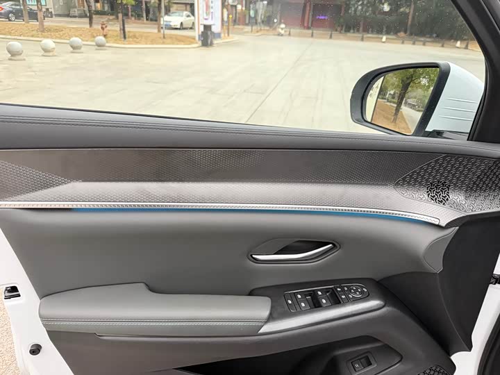 BYD Song Pro Hybrid 2025 2025款 第二代 智驾版 DM-i 115KM超越型