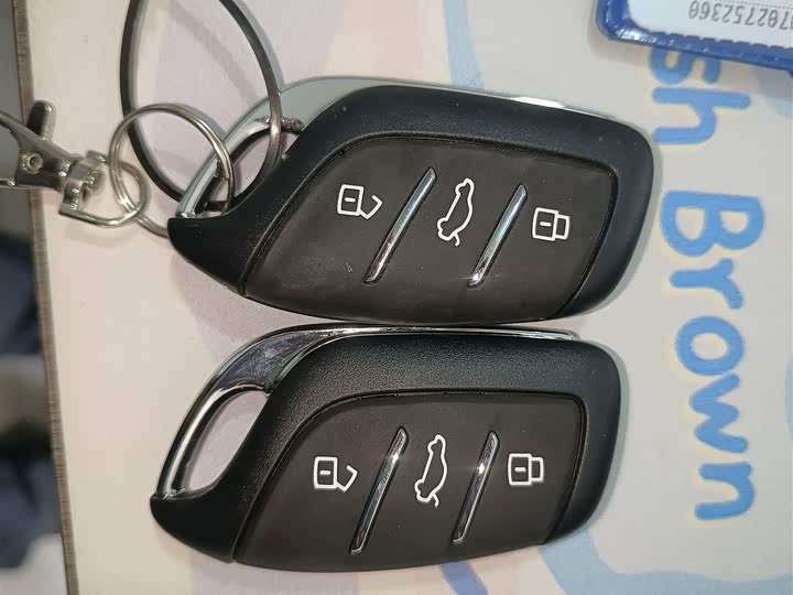 Roewe i5 2026 2026款 1.5L CVT豪华版