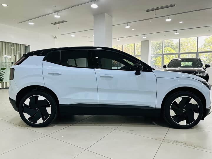 Volvo EX30 2025 2025款 后驱长续航版 Plus