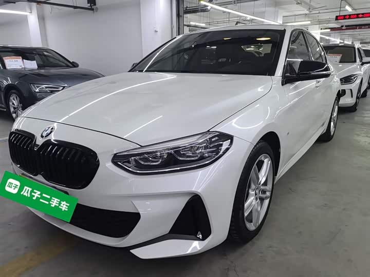 BMW 1 Series 2023 2023款 120i M运动曜夜版
