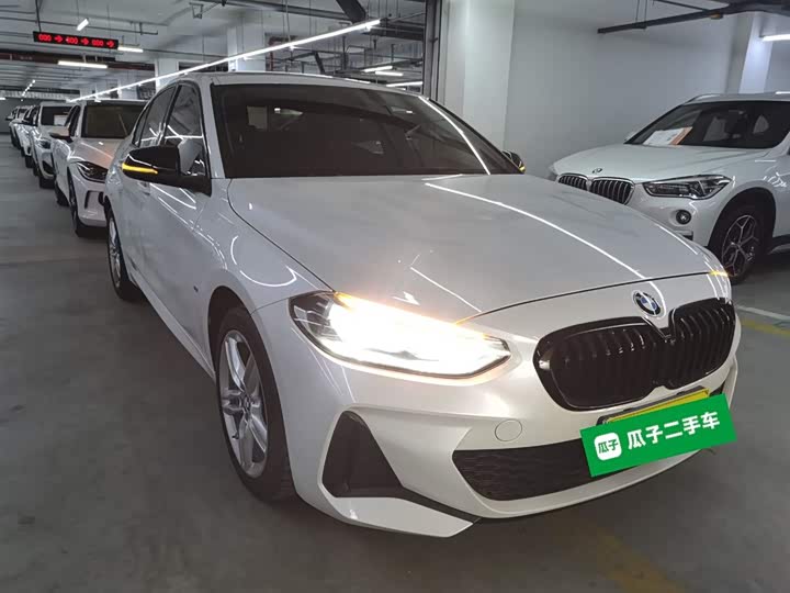 BMW 1 Series 2023 2023款 120i M运动曜夜版