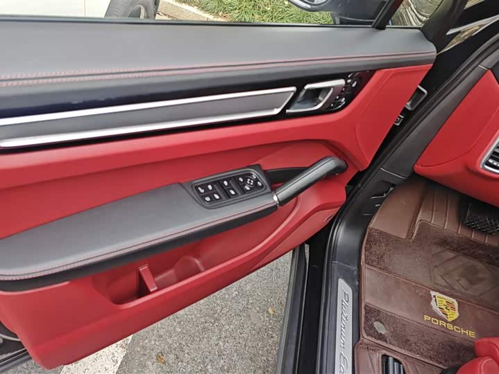 Porsche Cayenne Hybrid 2023 2023款 Cayenne E-Hybrid 2.0T