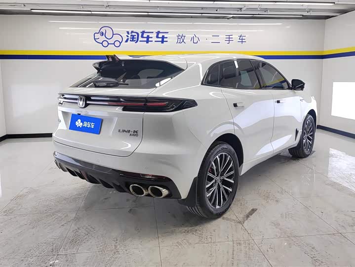 Changan UNI-K 2023 2023款 2.0T 四驱悦享型