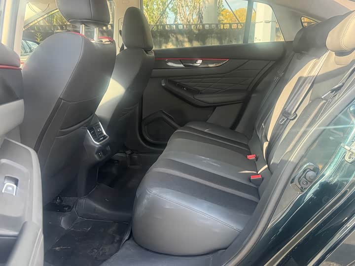 Dongfeng Aeolus Yixuan Max 2022 2022款 1.5T 超帅潮爸版