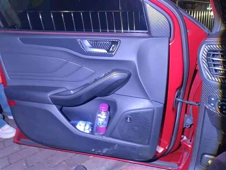 Ford Focus 2022 2022款 两厢 EcoBoost 180 自动ST Line