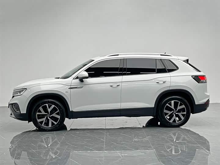 Volkswagen Tayron 2024 2024款 330TSI 两驱豪华Plus进阶版